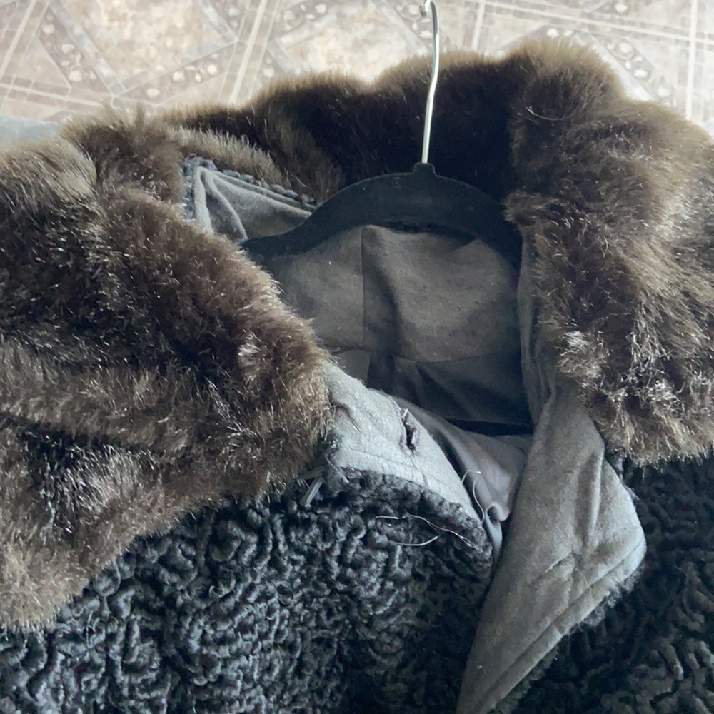 Jacket - Picture 5 of 9
